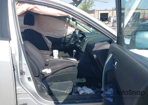 2015 Nissan Rogue Select S из США, поврежденный, VIN JN8AS5MVXFW254634